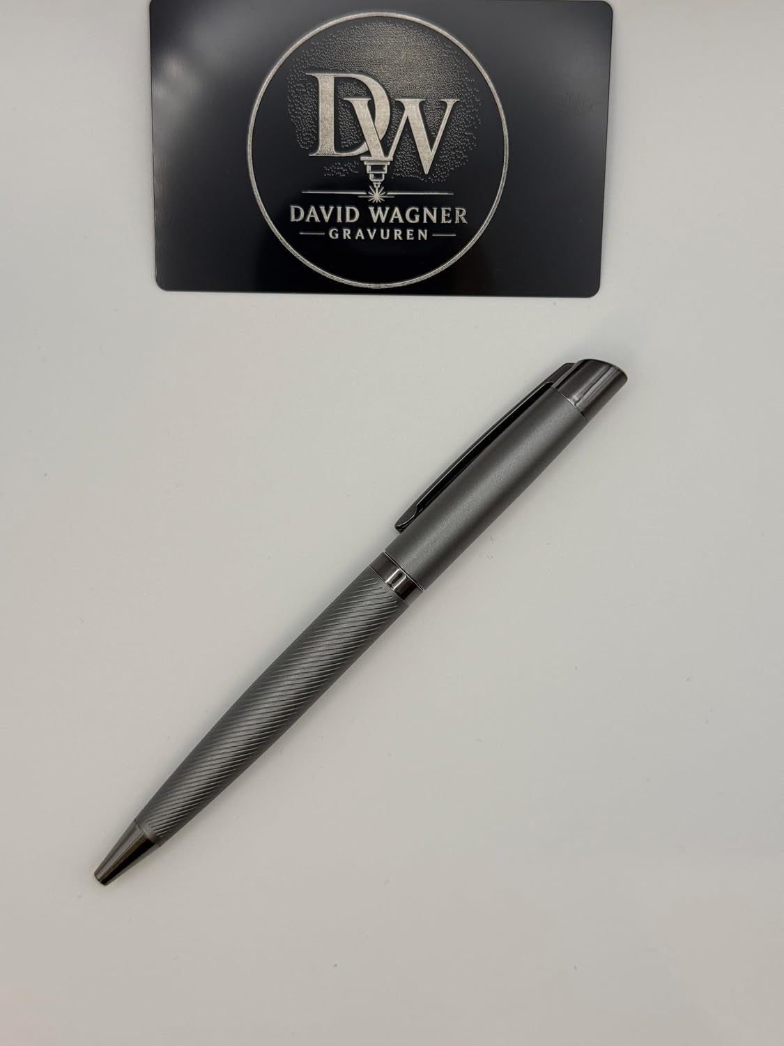 Originaler Edelstahl-Kugelschreiber mit Gravur von David Wagner